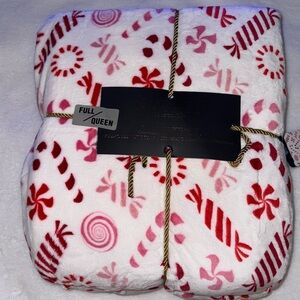 Rachel Roy full/queen  Candy Cane Plush Blanket